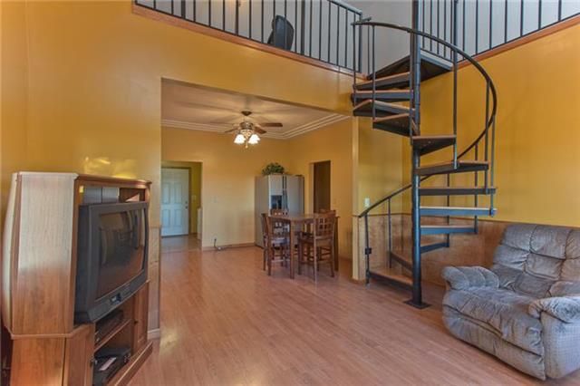 13886 Railroad St, Perry, KS 66073