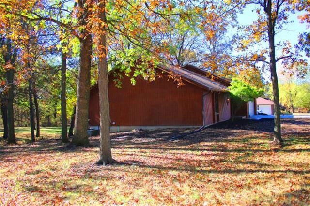 13607 Parallel Pw, Kansas City, KS 66109