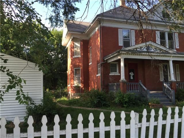203 1st St, Lancaster, KS 66041