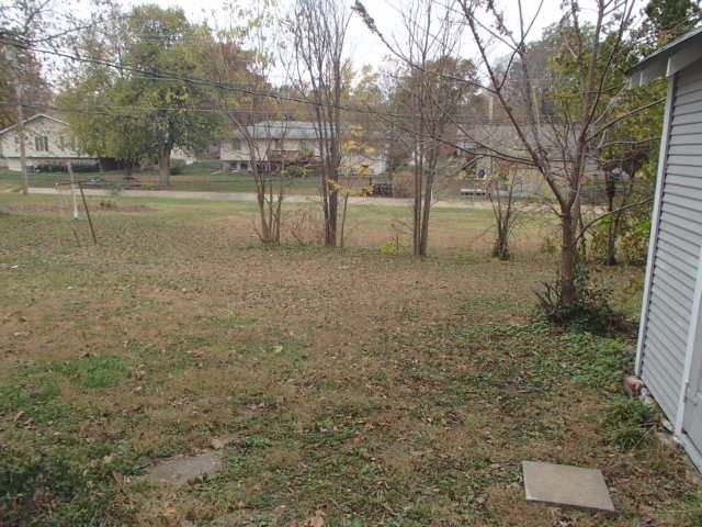 1014 S Locust St, Ottawa, KS 66067