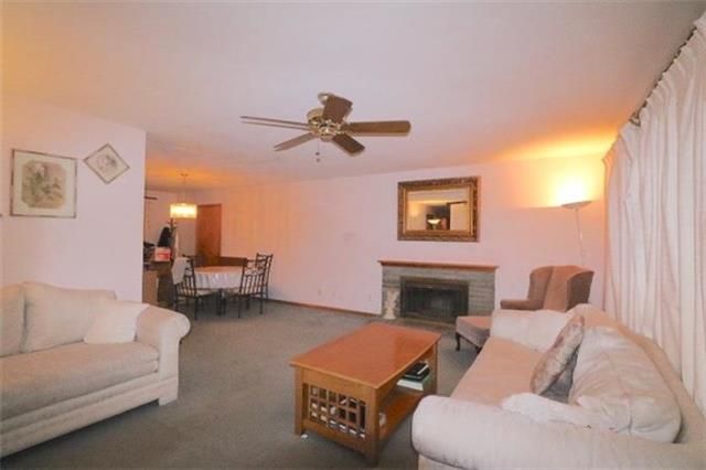 10038 Nall Ave, Overland Park, KS 66207