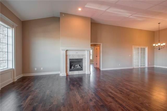 6614 Barth Rd, Shawnee, KS 66226