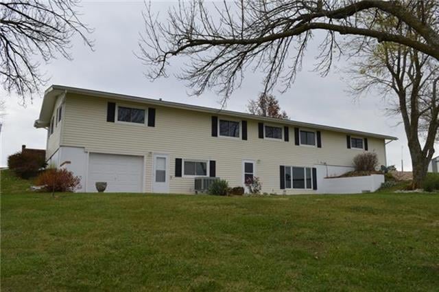 1145 Y Hw, Spickard, MO 64679