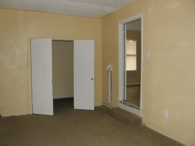 7703 E 111th Ter, Kansas City, MO 64134