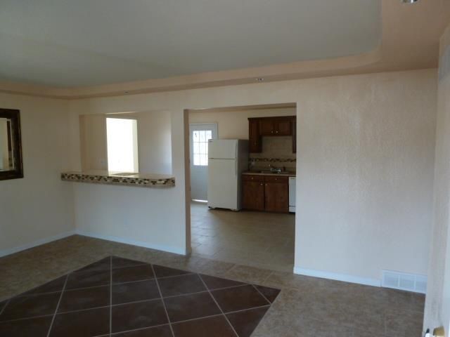 6130 N Eugene Fields Rd, Kansas City, MO 64119