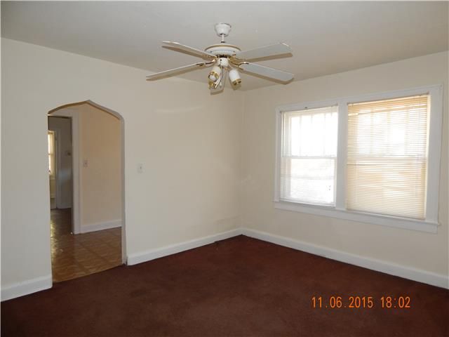 1524 E 51st St, Kansas City, MO 64110