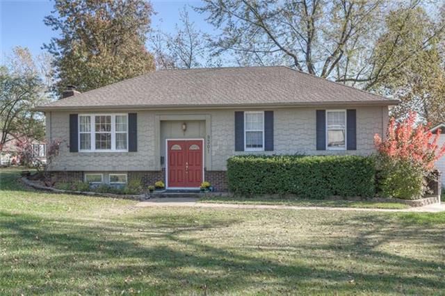9301 Goddard St, Overland Park, KS 66214