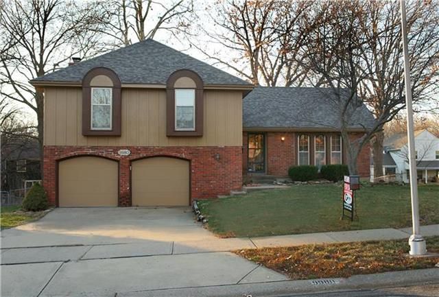 9980 Melrose Dr, Overland Park, KS 66214