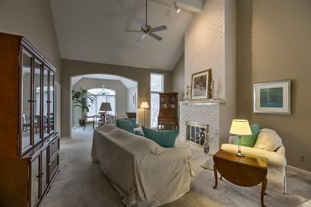 11976 Farley St, Overland Park, KS 66213