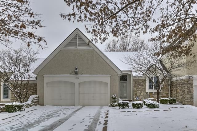 11976 Farley St, Overland Park, KS 66213
