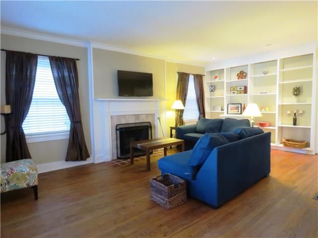 205 E 65th St, Kansas City, MO 64113