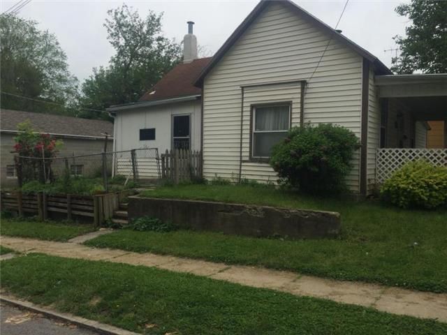 2121 Washington St, St Joseph, MO 64505
