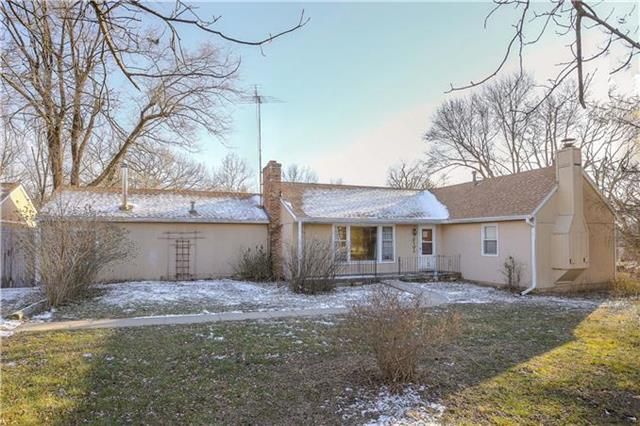2101 E Blue Ridge Blvd, Kansas City, MO 64146