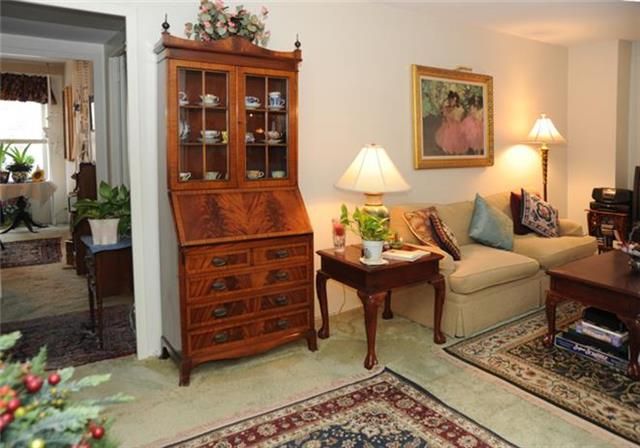 4545 Wornall Rd #210, Kansas City, MO 64111