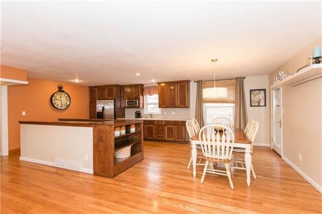 3214 NE 48th Ter, Kansas City, MO 64119