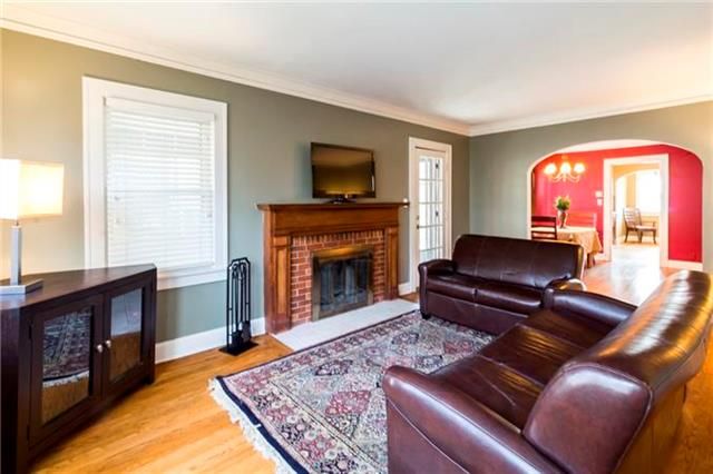309 E 70th Ter, Kansas City, MO 64113