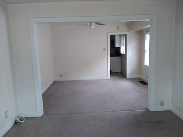 2812 E 8th St, Kansas City, MO 64124