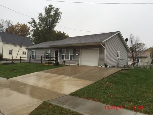 404 S Walnut St, Cameron, MO 64429