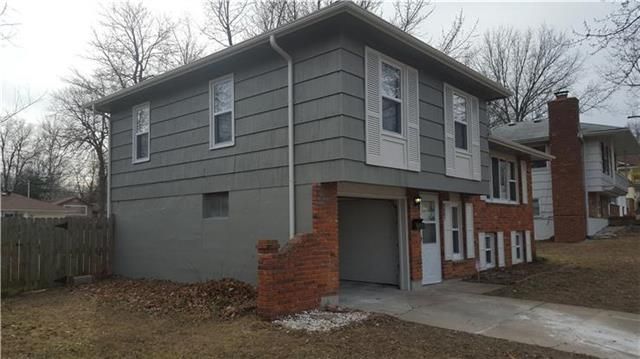 8007 E 88th Pl, Kansas City, MO 64138