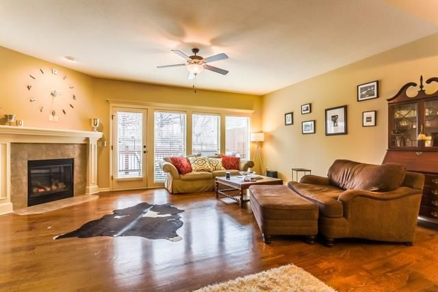 717 E 5th St, Kansas City, MO 64106