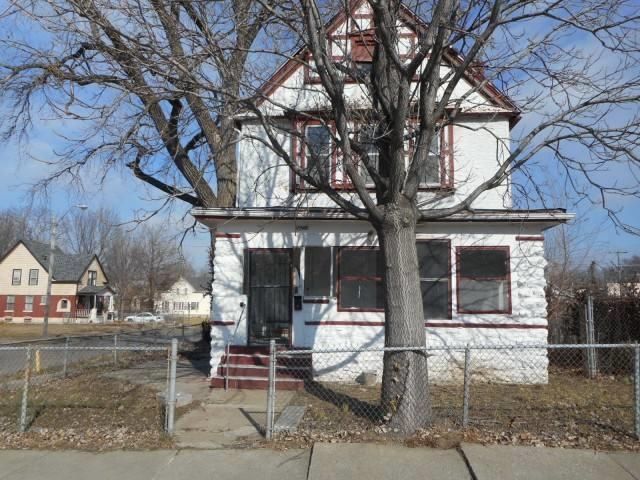 2500 E 22nd St, Kansas City, MO 64127