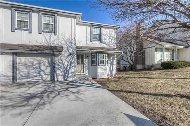 7721 Benson St, Overland Park, KS 66204