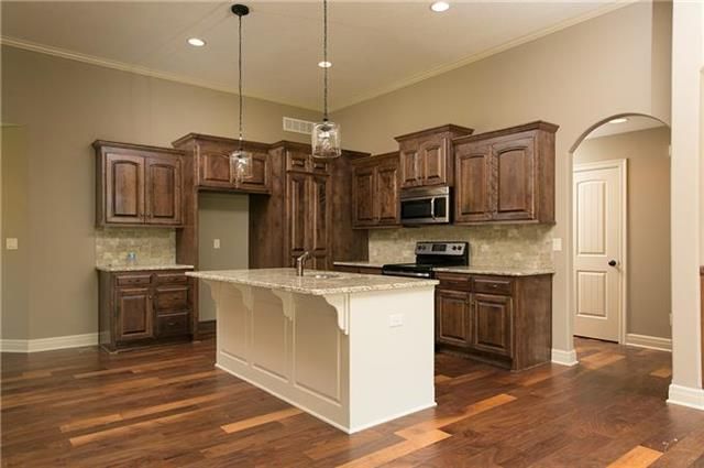 26054 W 143rd Ter, Olathe, KS 66061