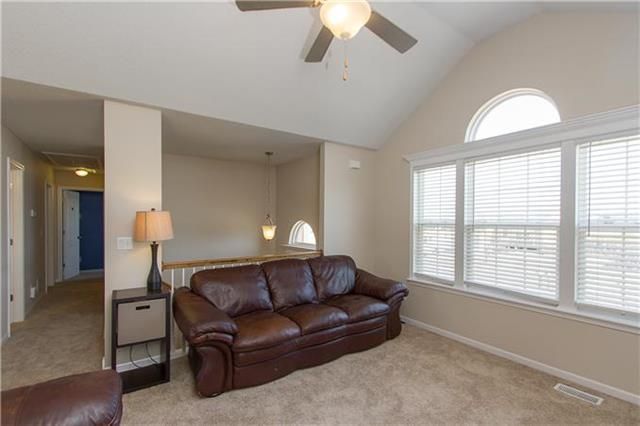 11330 N Ewing Ave, Kansas City, MO 64156