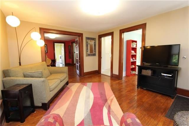 713 Walnut St, Lawrence, KS 66044