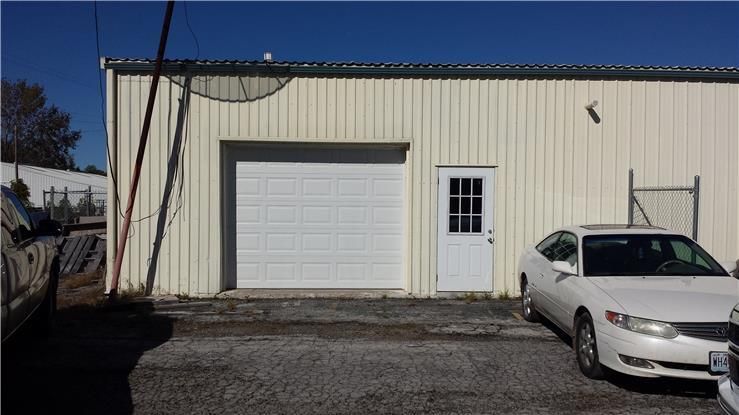 112 Us 169 Hw, Smithville, MO 64089
