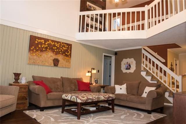 15445 W 90th St, Lenexa, KS 66219