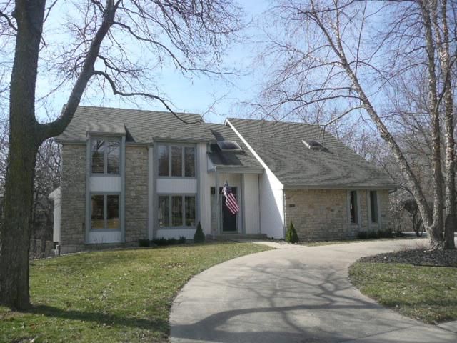 12104 Nieman Rd, Overland Park, KS 66213
