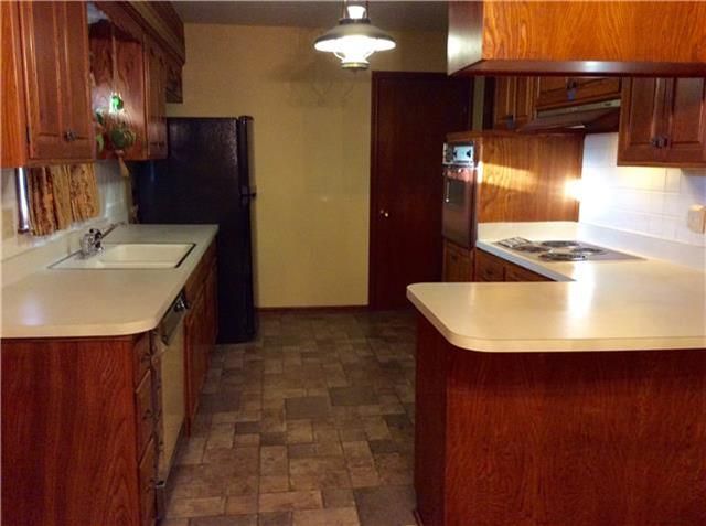 10416 Skiles Ave, Kansas City, MO 64134