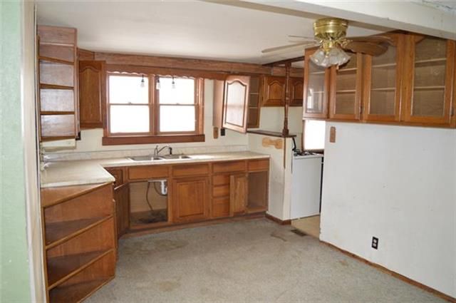 128 W Grand Ave, Milan, MO 63556