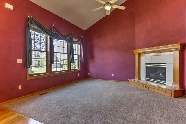 9043 N Oregon Ave, Kansas City, MO 64154