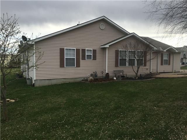 213 Wesleyan Dr, Cameron, MO 64429