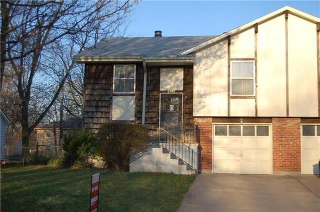 8502 Eby Ave, Overland Park, KS 66212