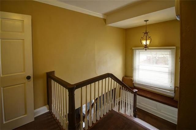 5617 Cherry St, Kansas City, MO 64110