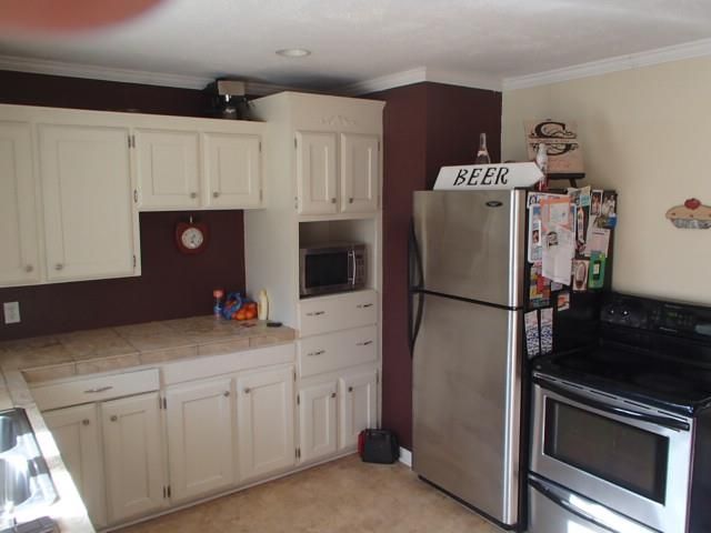 1317 S Willow St, Ottawa, KS 66067