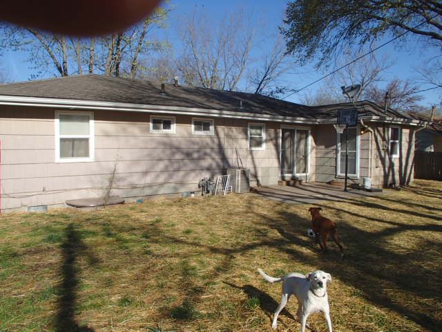 1317 S Willow St, Ottawa, KS 66067