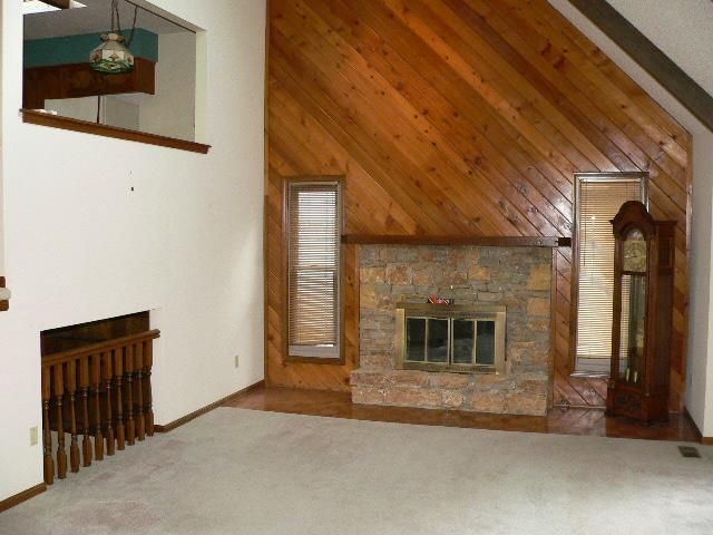 4804 NW 67th Ter, Kansas City, MO 64159