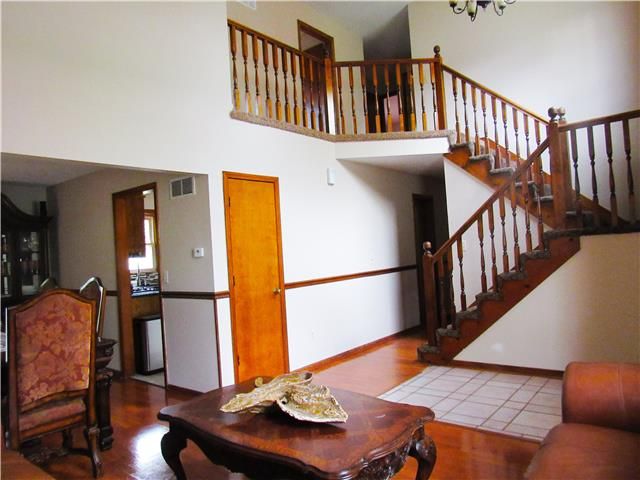 8057 Hall St, Lenexa, KS 66219