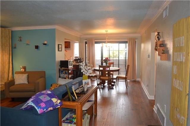 4057 Walnut #2 St, Kansas City, MO 64111