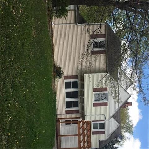 1725 E 59th St, Kansas City, MO 64110