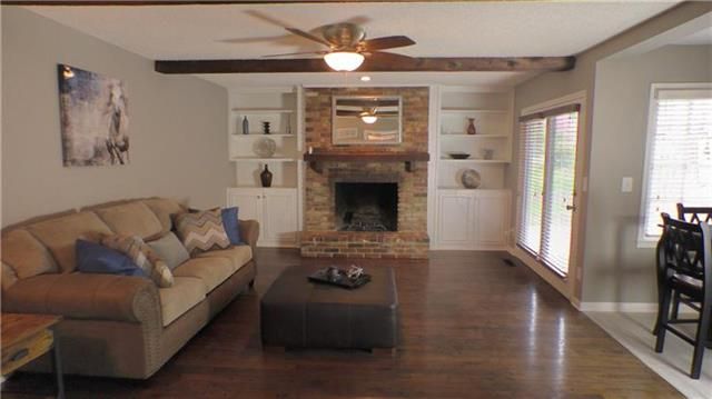47 E 107th Ter, Kansas City, MO 64114