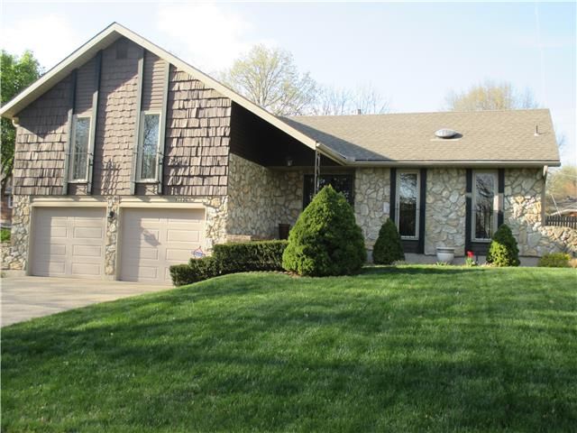 11106 E 48th Ter, Kansas City, MO 64133