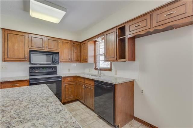 701 S 76th St, Kansas City, KS 66111
