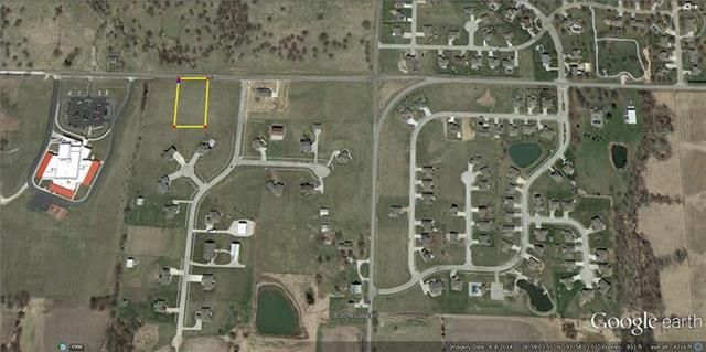 896 W Cox School Rd, Odessa, MO 64076
