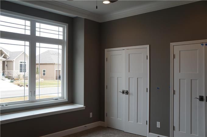 13200 W 171 St, Overland Park, KS 66221