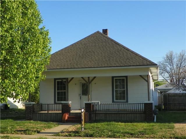 314 Michigan Ave, St Joseph, MO 64504